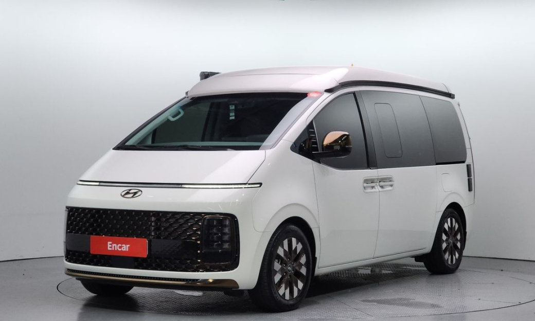 Hyundai Staria 2WD Camping Car, 2024