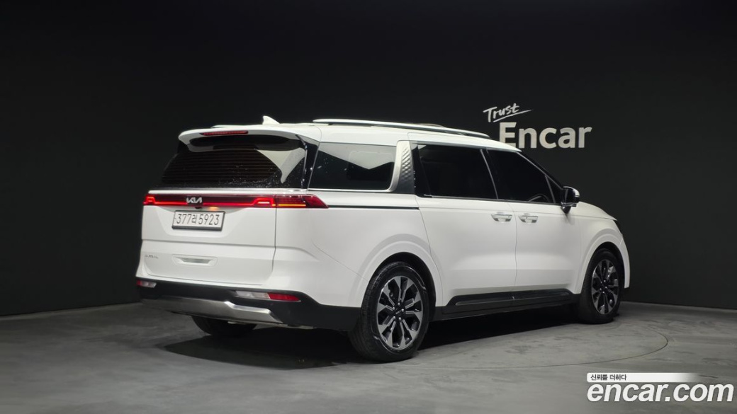 Kia Carnival 9-Seater Noblesse, 2023