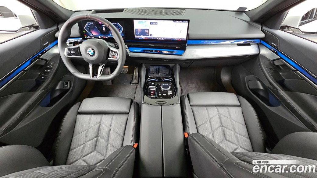 BMW 5-Series 520i M Sport, 2025