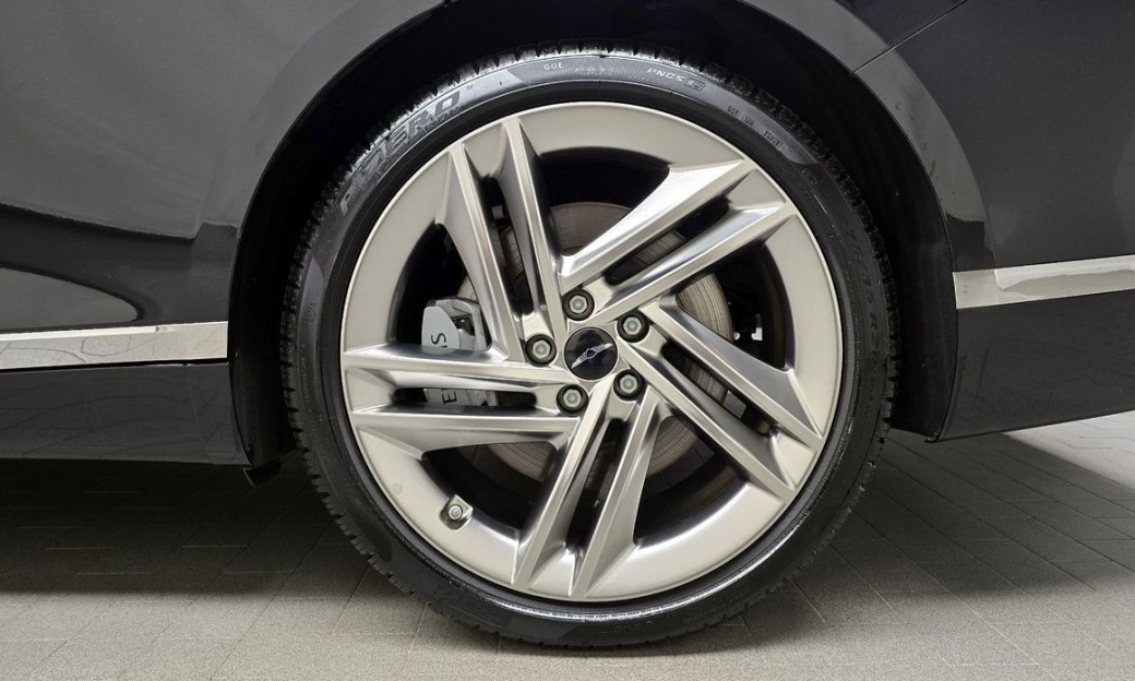 Genesis G80 Gasoline 2.5 Turbo AWD, 2025