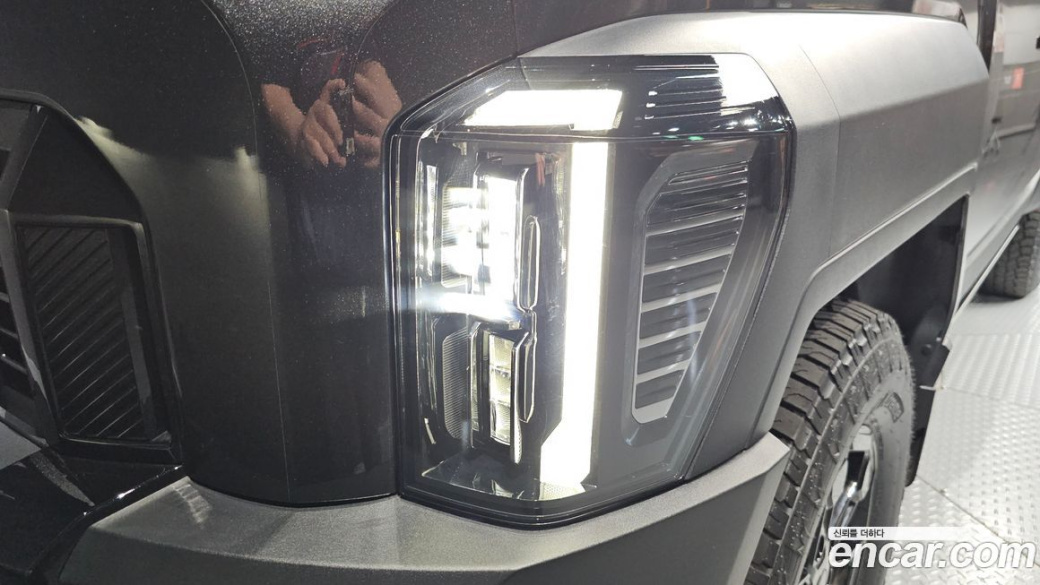 Kia Tasman 2.5T Gasoline 4WD, 2026