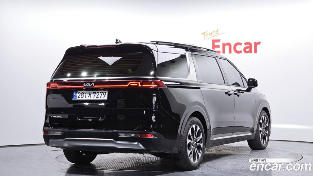 Kia Carnival 9-Seater Signature, 2023