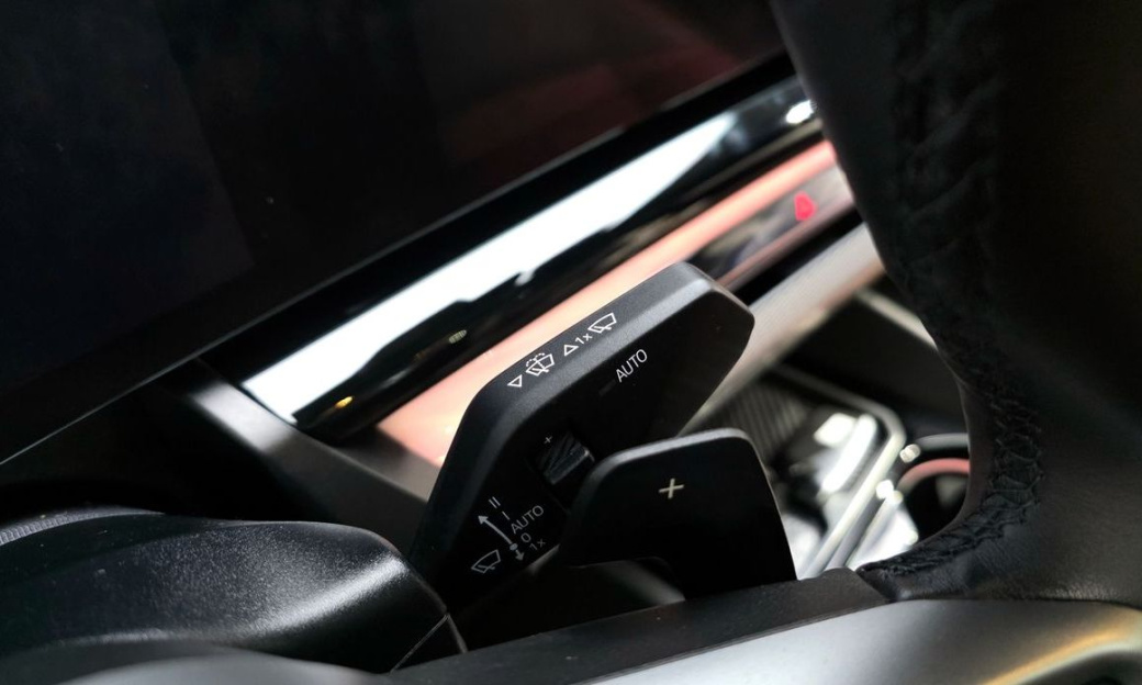 BMW 5-Series 530i xDrive M Sport, 2025