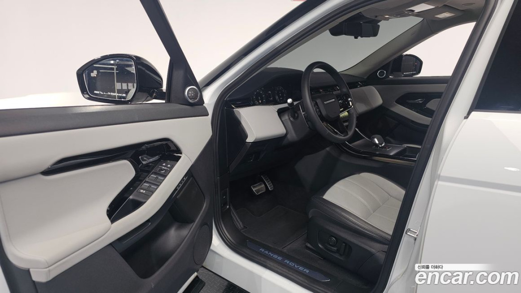 Land Rover Range Rover Evoque P250 Dynamic SE, 2024