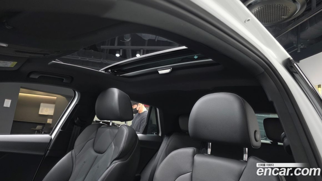 Audi Q2 35 TDI Premium, 2023