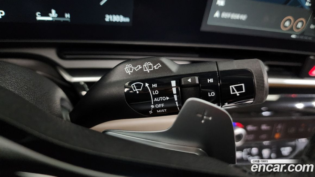 Kia Carnival 7-Seater Gravity, 2025