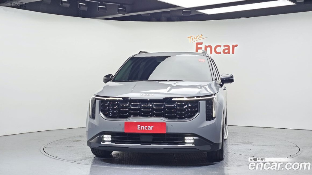 Kia Carnival 7-Seater Gravity, 2024