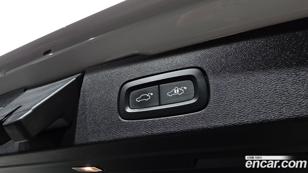 Volvo V60 B5 Ultimate AWD, 2023
