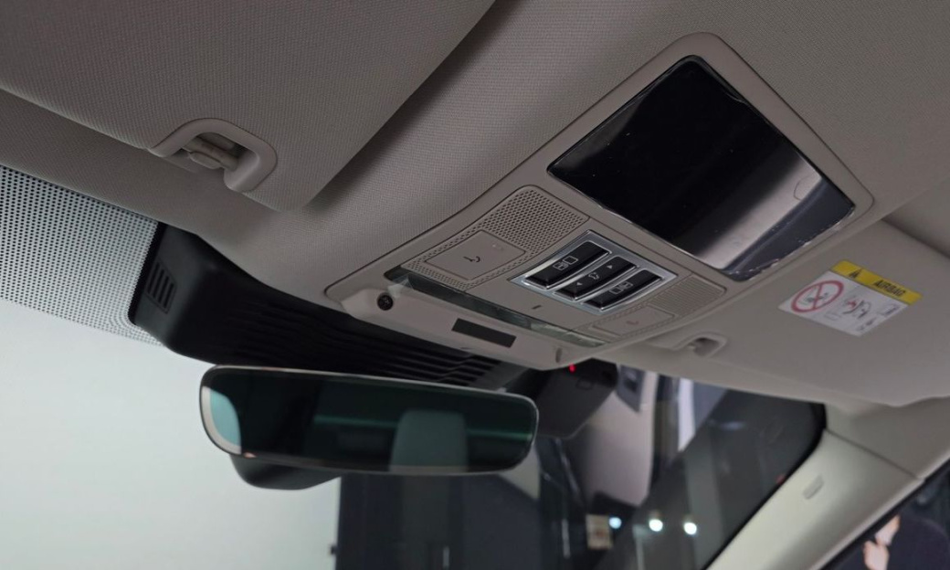 Land Rover Discovery D250 S, 2024