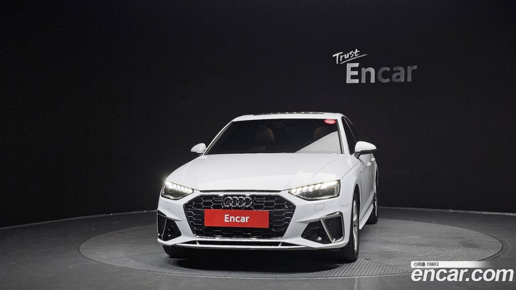 Audi A4 40 TFSI Premium, 2022