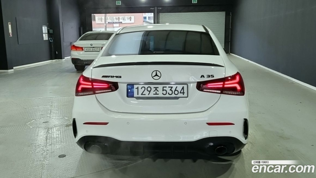 Mercedes-Benz A-Class AMG A35 4MATIC Sedan, 2023