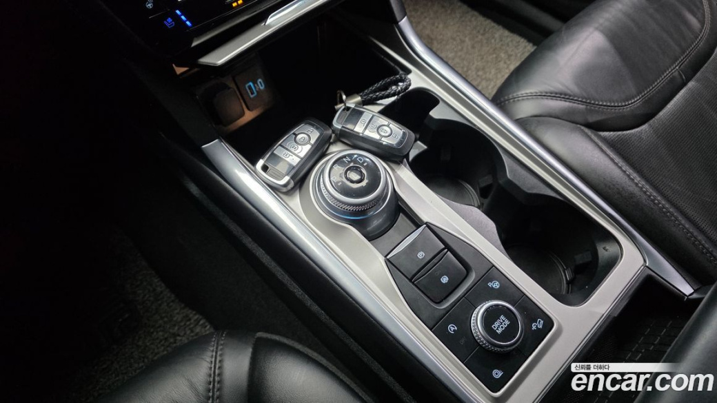 Ford Explorer 3.0 Platinum 4WD, 2022