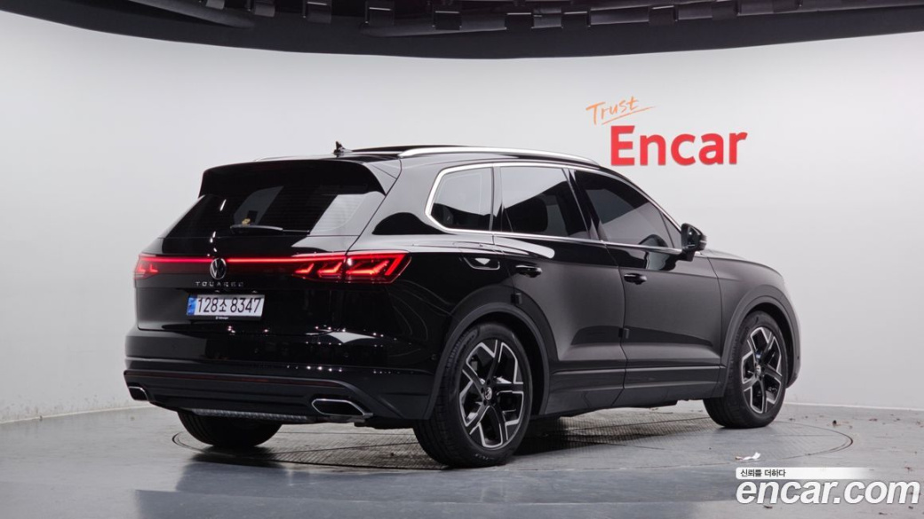 Volkswagen Touareg 3.0 TDI Prestige, 2024
