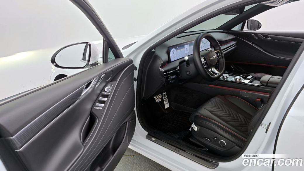 Genesis G80 Gasoline 2.5 Turbo AWD, 2025