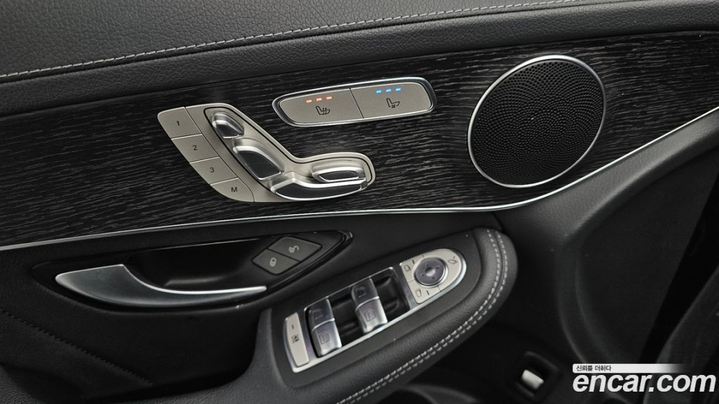 Mercedes-Benz GLC-Class GLC300 4MATIC, 2022