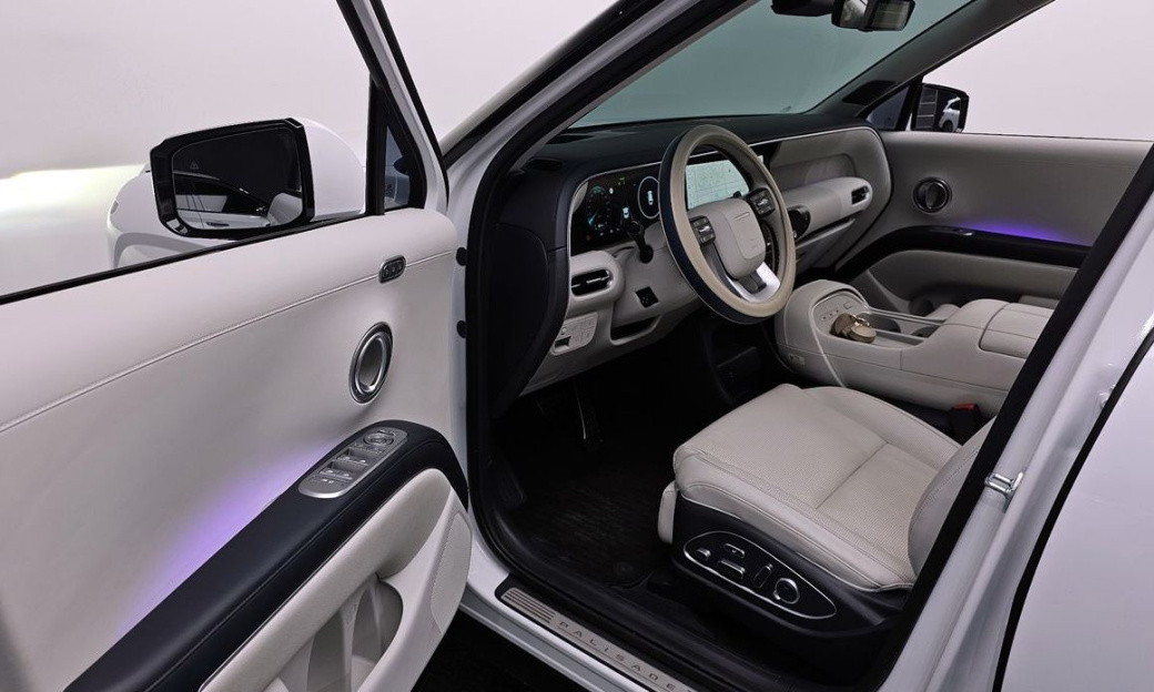 Hyundai Palisade Gasoline 2.5T 4WD 7-Seater, 2025