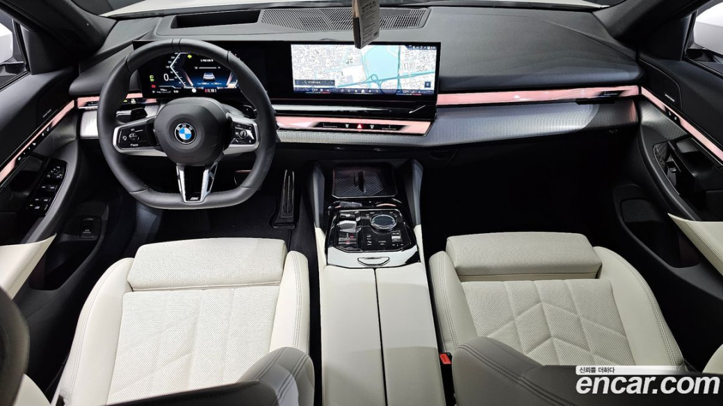 BMW 5-Series 520i M Sport, 2025