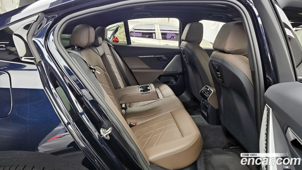 BMW 5-Series 520i M Sport, 2024