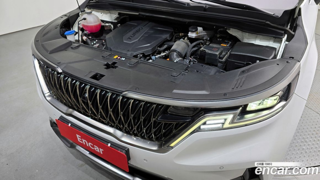 Kia Carnival 9-Seater Signature, 2022