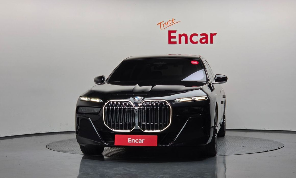 BMW 7-Series 740d xDrive M Sport, 2025