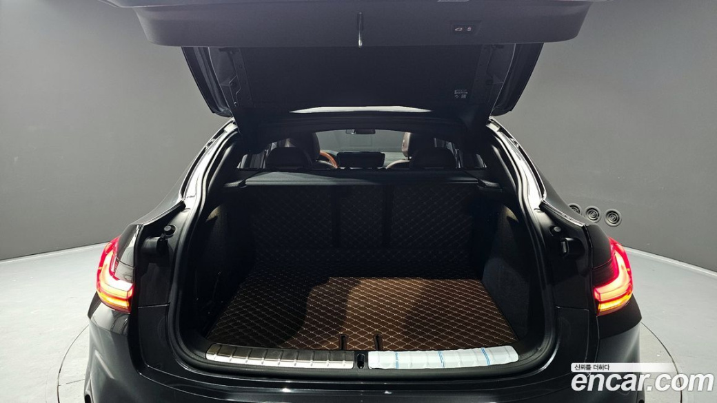 BMW X4 xDrive20i M Sport, 2023