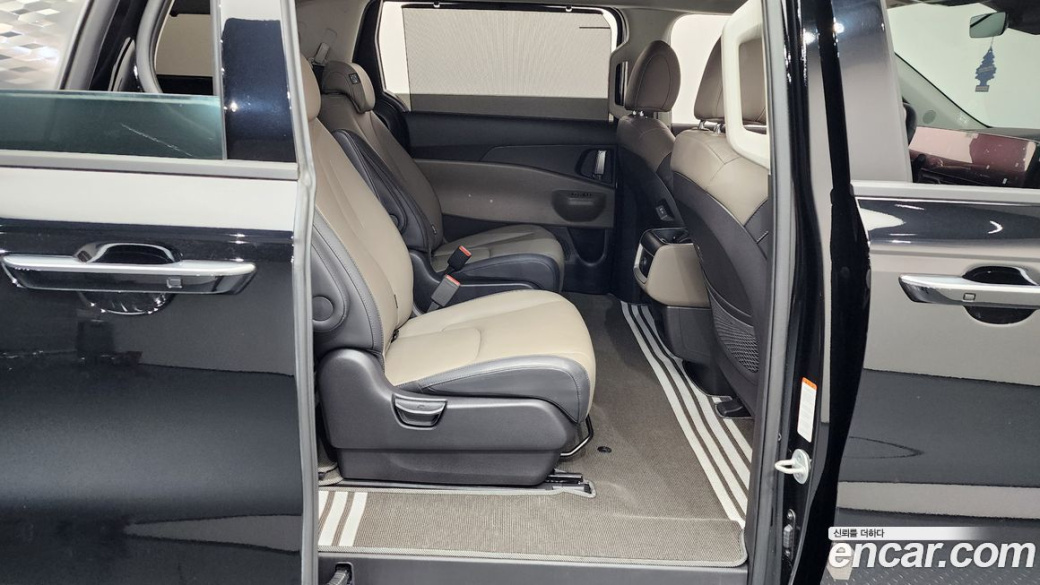 Kia Carnival 9-Seater Noblesse, 2025