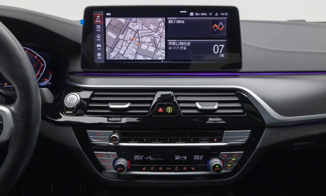 BMW 5-Series 520i M Sport, 2022
