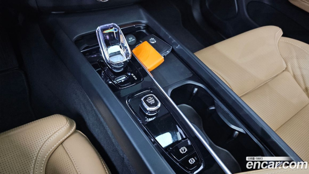 Volvo XC60 B6 Ultimate Bright, 2023