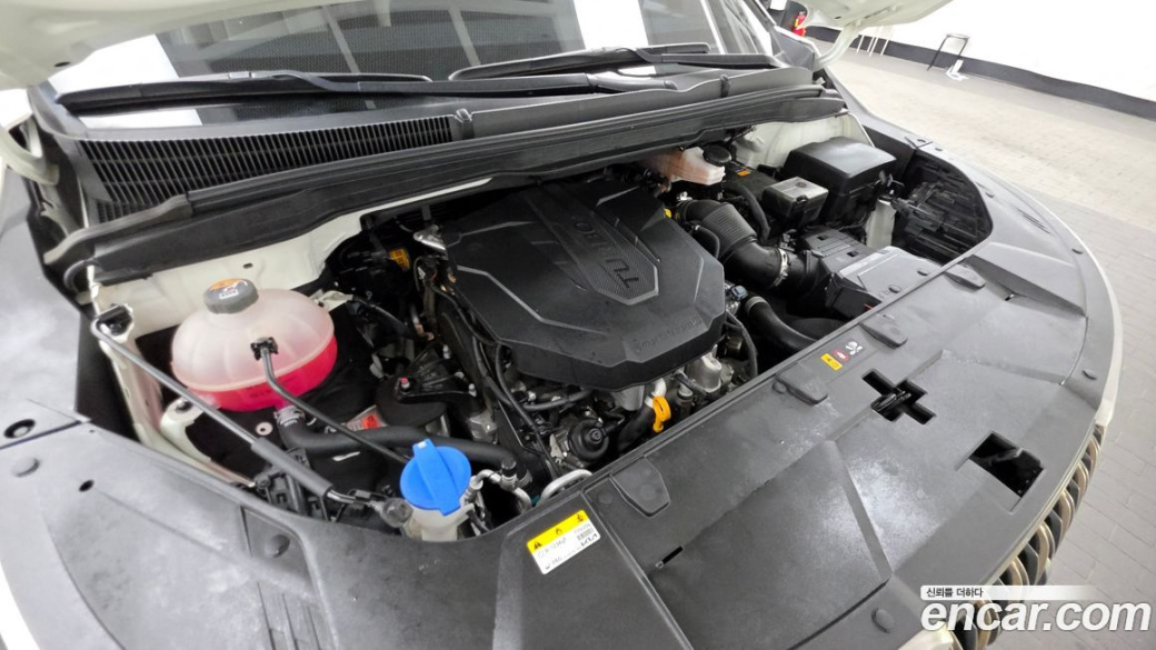 Kia Carnival 9-Seater Signature, 2023