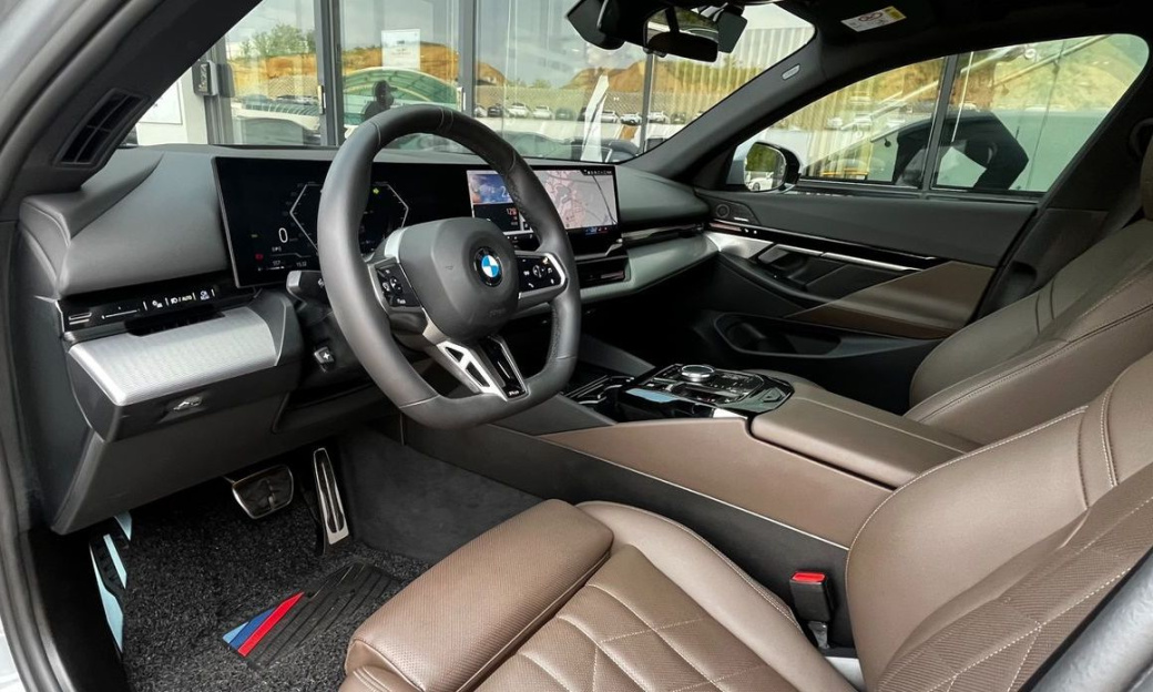 BMW 5-Series 520i M Sport, 2024