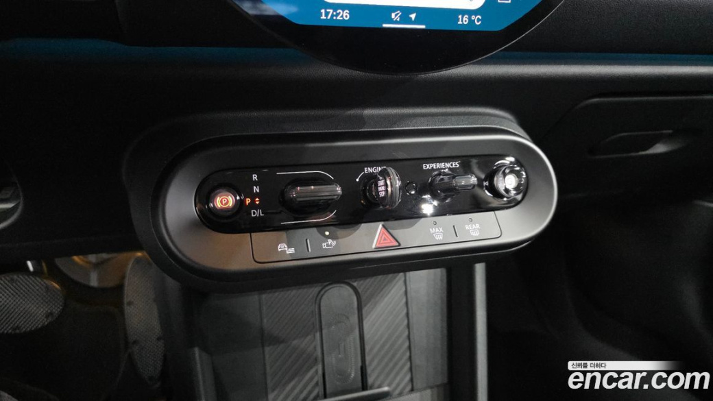 Mini Cooper 5Door Essential, 2025