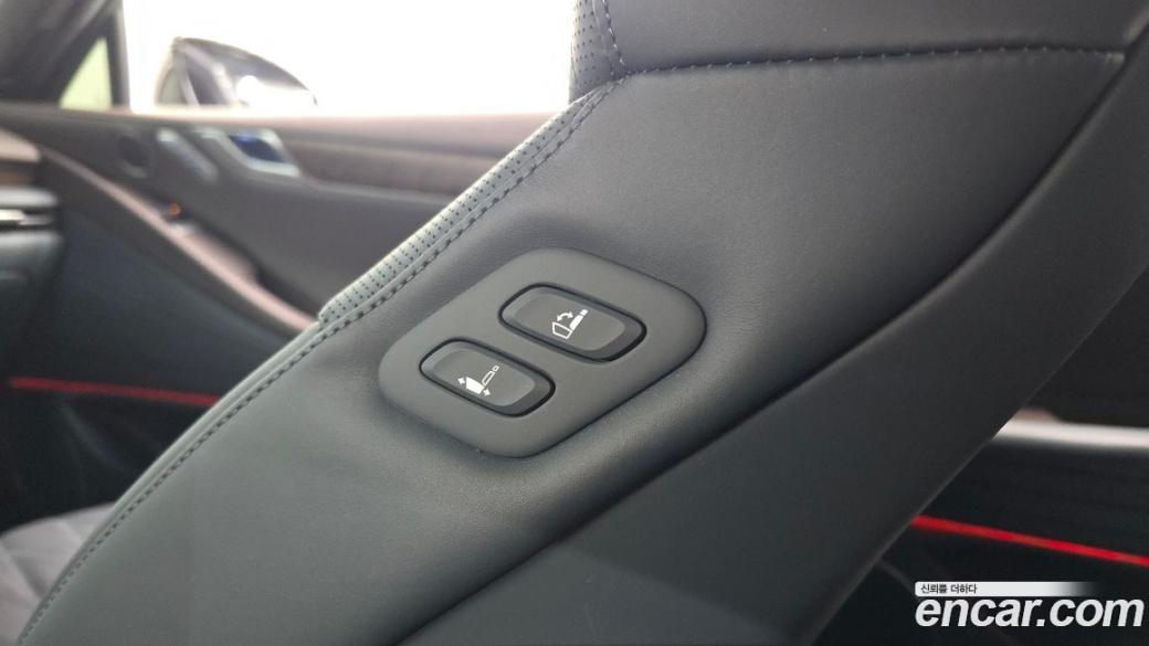 Genesis G80 Gasoline 2.5 Turbo AWD, 2025
