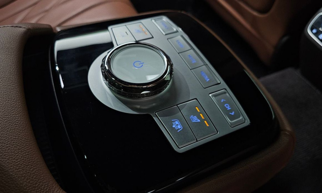 Genesis G80 Gasoline 2.5 Turbo AWD, 2023
