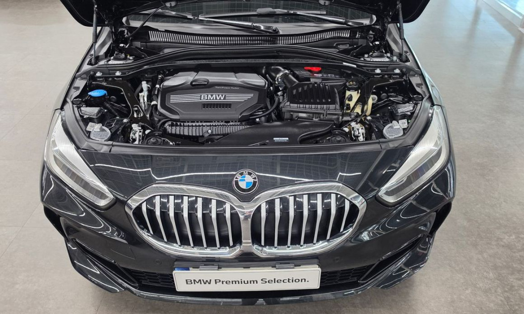 BMW 1-Series 120i M Sports, 2024
