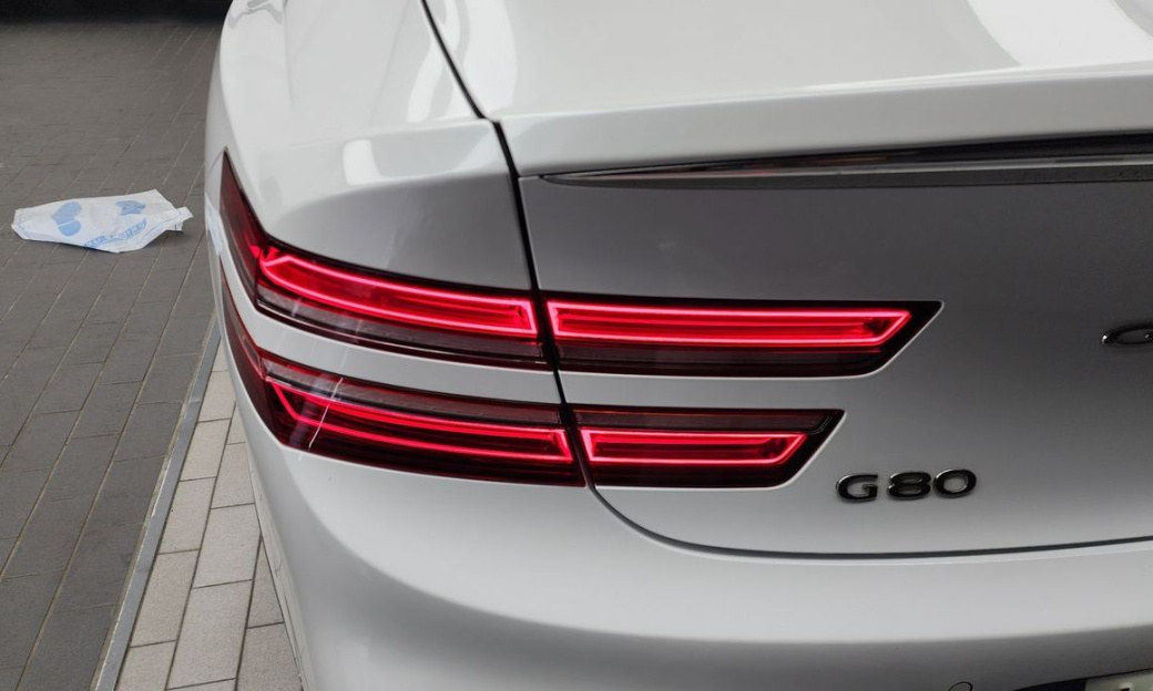 Genesis G80 Gasoline 2.5 Turbo AWD, 2025