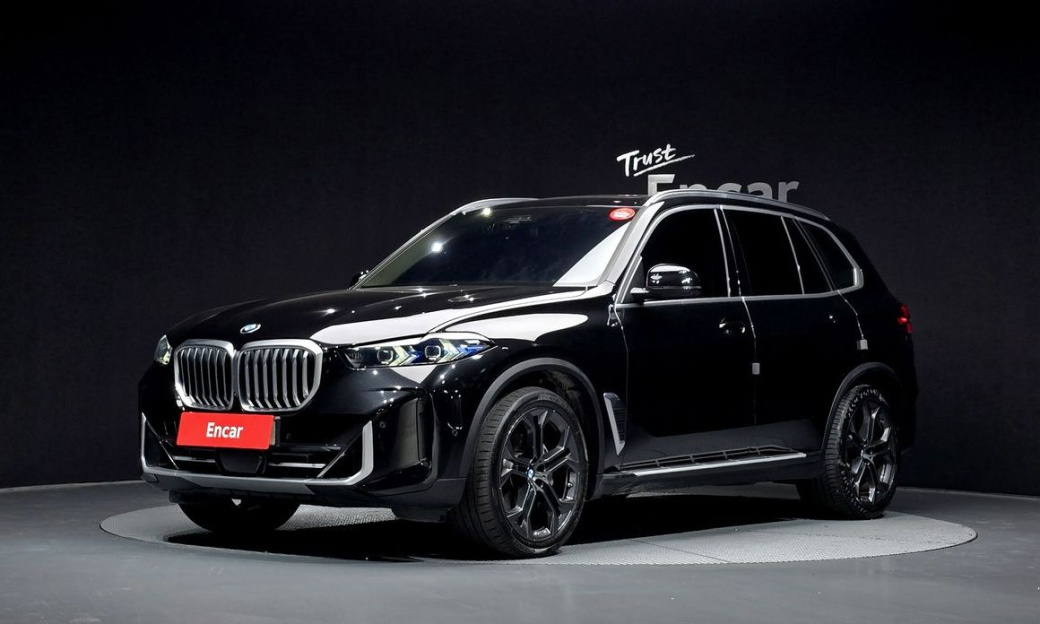BMW X5 xDrive 40i xLine, 2024