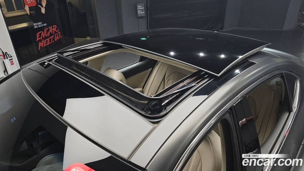 Genesis G70 Gasoline 2.0T 4WD, 2022