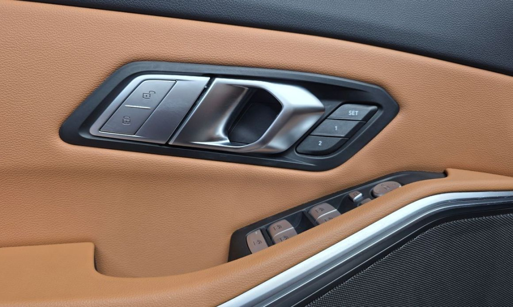 BMW 3-Series 320i M Sport, 2024