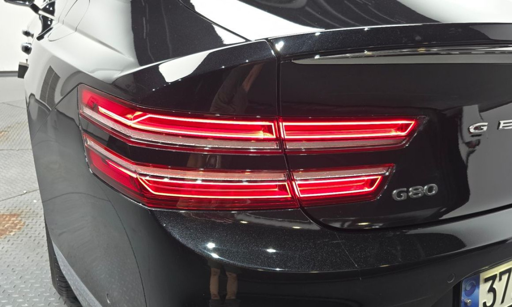 Genesis G80 Gasoline 2.5 Turbo AWD, 2025