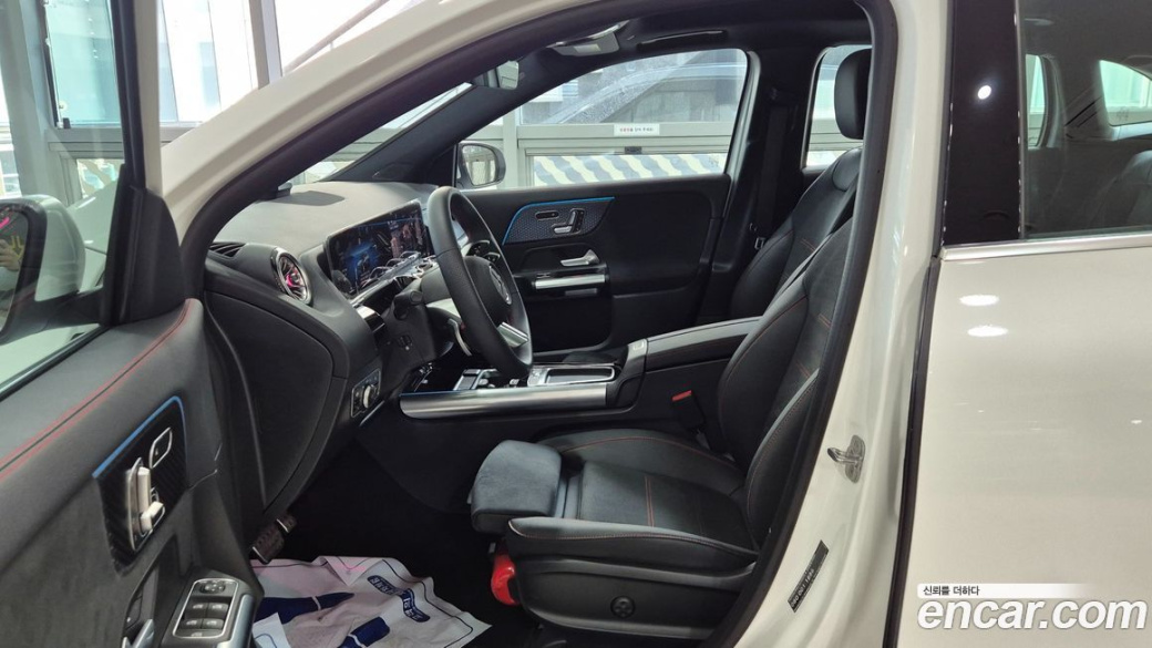 Mercedes-Benz GLA-Class GLA250 4MATIC, 2026