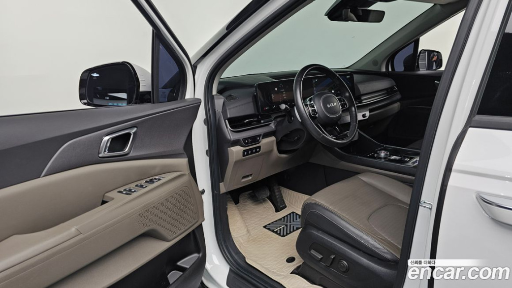 Kia Carnival 9-Seater Noblesse, 2025