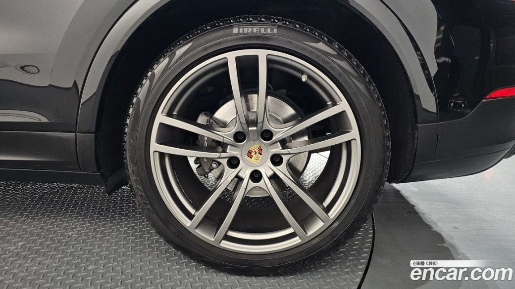 Porsche Cayenne 3.0 PLATINUM EDITION, 2023