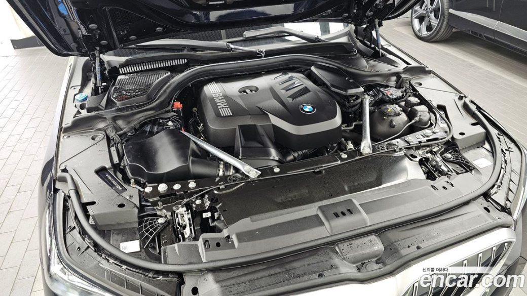 BMW 5-Series 530i xDrive M Sport, 2025