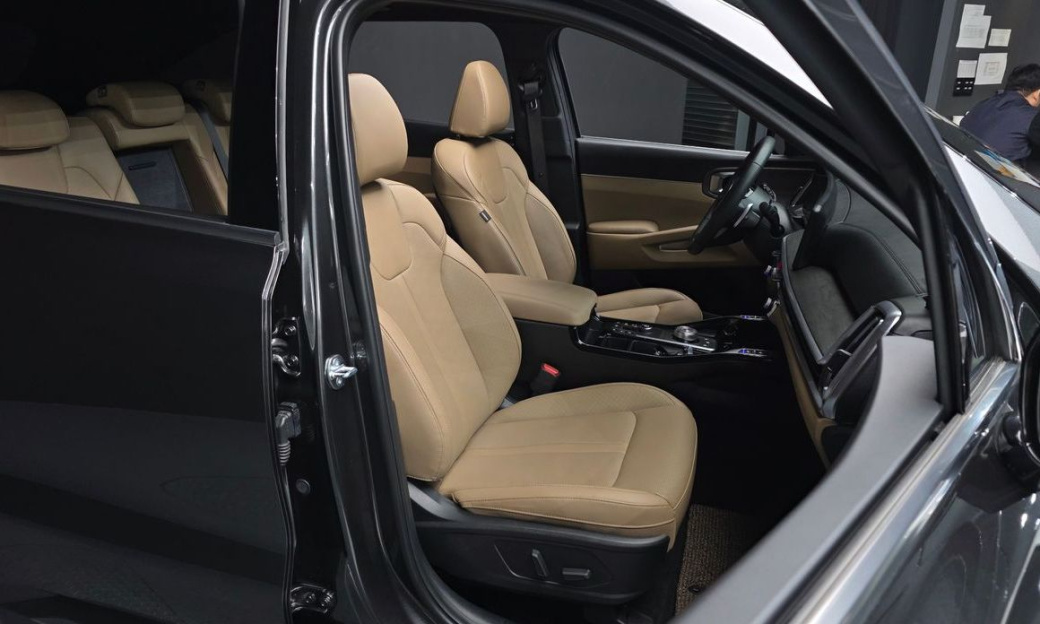 Kia Sorento Diesel 2.2 2WD, 2025
