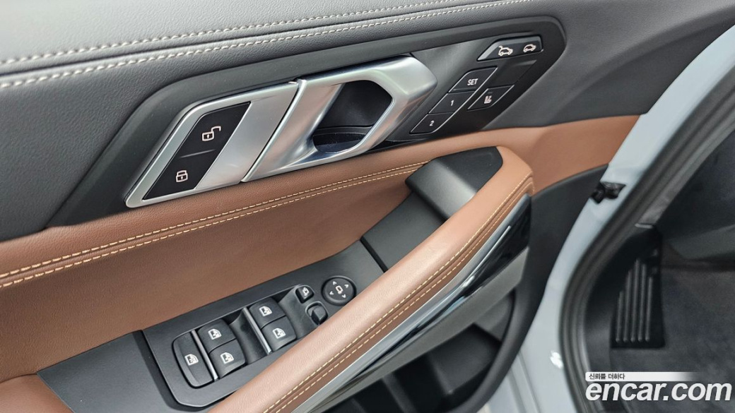 BMW X6 xDrive40i M Sport, 2025