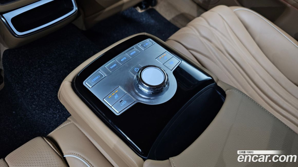Genesis G80 Gasoline 2.5 Turbo 2WD, 2025
