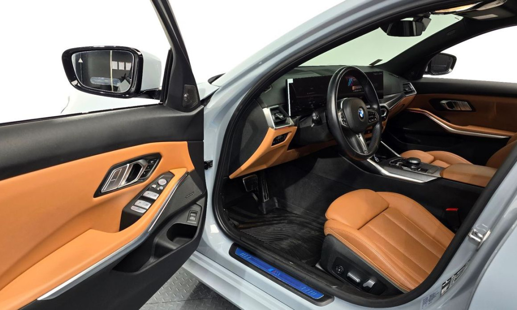 BMW 3-Series 320i M Sport, 2023
