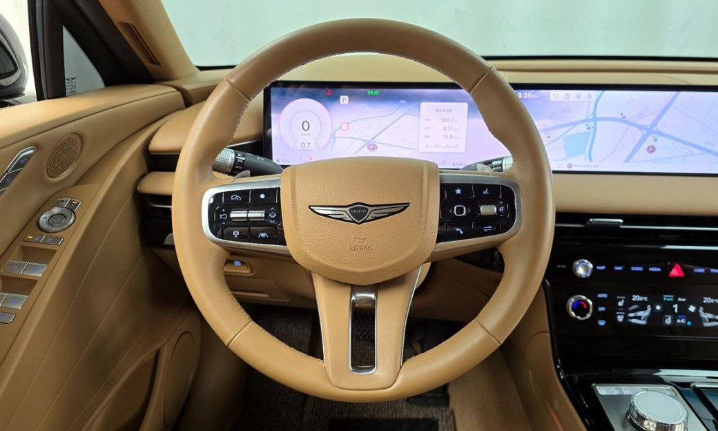 Genesis G80 Gasoline 2.5 Turbo 2WD, 2025