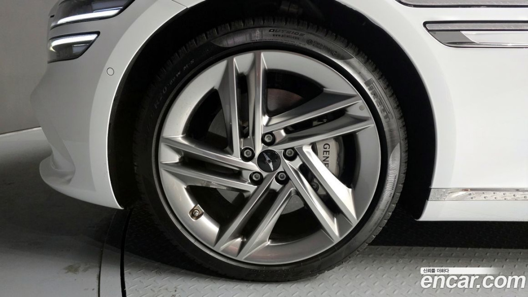 Genesis G80 Gasoline 2.5 Turbo AWD, 2025