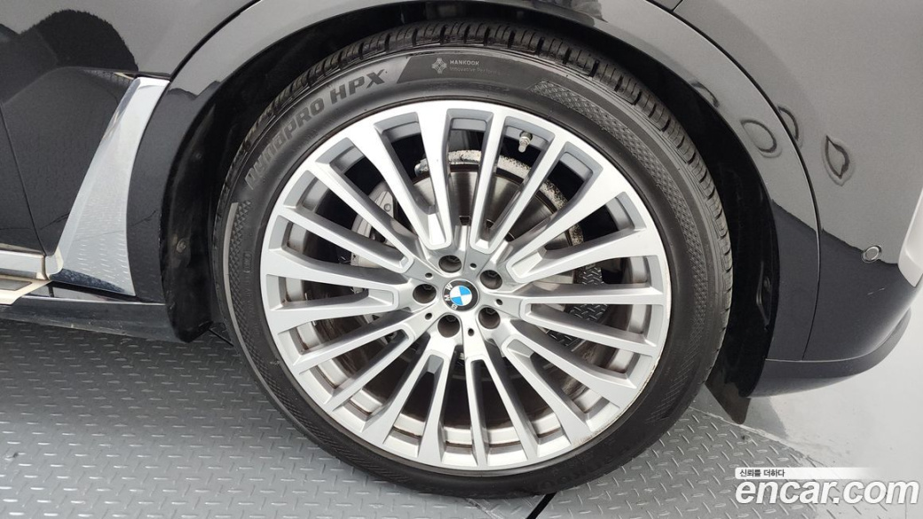 BMW X7 xDrive 40i Design Pure Excellence 7-Seater, 2024